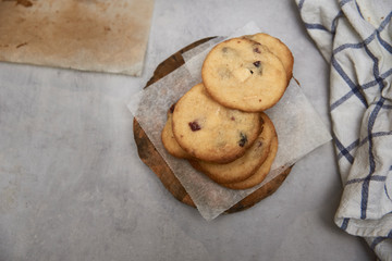 Preparing cookies at home