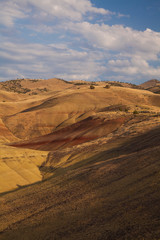 Fototapeta na wymiar Landscape of Painted Hills, a unit of the John Day Fossil Beds National Monument located in Wheeler County, Oregon