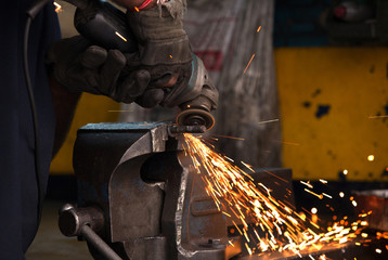 Grinder machine with sparks