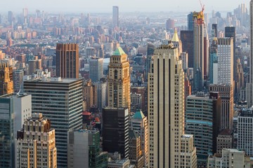 Fototapeta na wymiar Beautiful aerial view of New York city skyline at sunset, USA