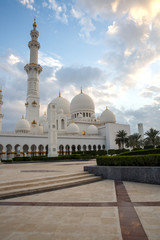 Fototapeta na wymiar Sheikh Zayed Mosque in Abu Dhabi, United Arab Emirates - detail of columns
