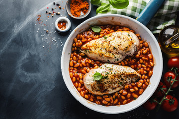 Chicken breast fillet cooked with beans and herbs