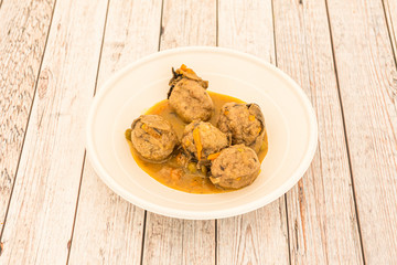 Meatballs in sauce
