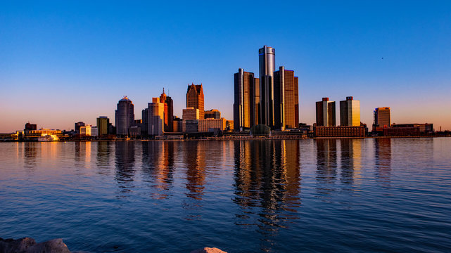 Detroit Skyline morning glow