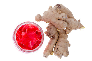 Fresh root and red pickled ginger. Photo