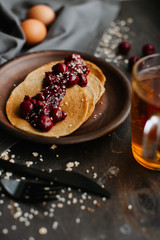 pancakes with berries