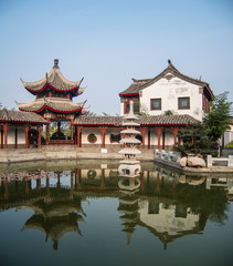 Fototapeta na wymiar Yao Chi (Yuhuangding) park temple in Yantai, China.