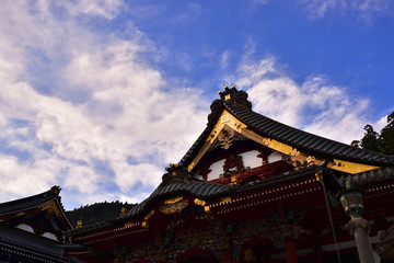 Fototapeta na wymiar 夕日のあたる仏教寺院