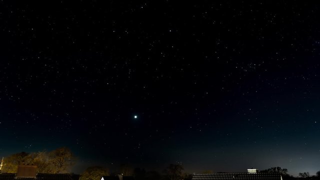 Time lapse Night sky of Hamburg (Germany), 19.04.2020, planet venus, Pleiades, Perseus, Auriga, Taurus