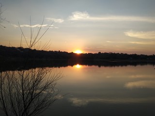 Atardecer de la laguna de Yuriria