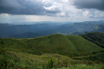 Naklejka premium beautiful mountain landscape during a rain and clouds