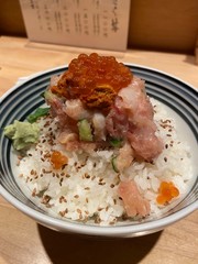 TSUJIHAN