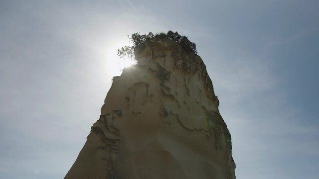 Te Hoho Rock at Cathedral Cove // Gimbal Shot wrap around