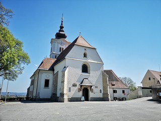 Fototapeta na wymiar Graz Straßgang Panorama und Kirche