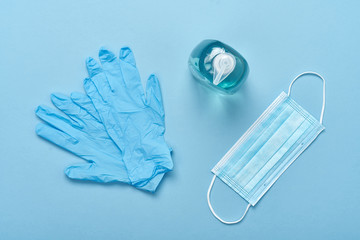 Maseczka chirurgiczna i rękawiczki ochronne -zabezpieczenie przed wirusami