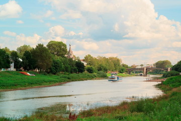 Fototapeta na wymiar Vologda,tourists on the river