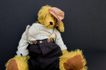 Der Penner - Origineller,  charaktervoller Teddybär- Teil einer Sammlung von Teddybären - Unikat...