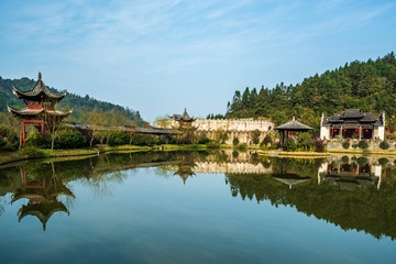 Fototapeta na wymiar chinese village on the lake