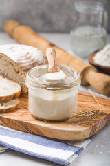 The leaven for bread is active. Starter sourdough ( fermented mixture of water and flour to use as leaven for bread baking). The concept of a healthy diet