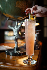 Fototapeta na wymiar cocktail in bar