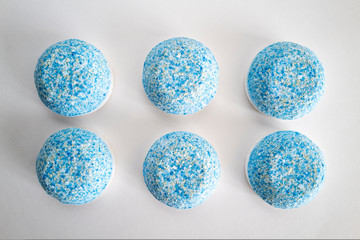 six pastilles de lessive