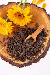 Aromatic tea with berry notes, leaf and granulated, with pieces of berries and zucats