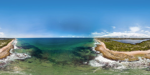 Imagem Panorâmica em 360 Graus da praia de Jauá, localizada a 42 km de Salvador, no município de Camaçari, Brasil