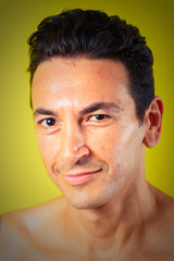 Obraz premium Face of mature handsome man looking at camera shirtless