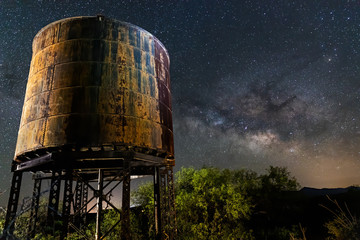 Old Pantano Water Tower and Milky Way - obrazy, fototapety, plakaty