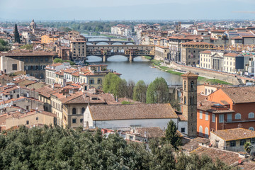 Fototapeta na wymiar Cityscape of Florence with Ponte Vecchio in background