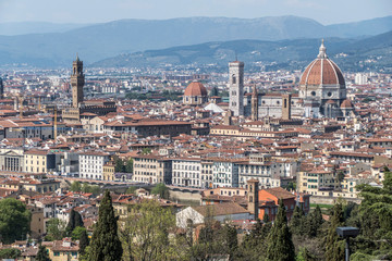 Fototapeta na wymiar Cityscape of Florence with Cathedral of Santa Maria del Fiore in background from Michelangelo square