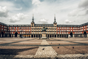 Calles del centro Madrid vacias debido al confinamiento derivado de la pandemia mundial covid-2019