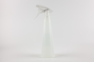 Pulverizer for spraying water on indoor plants.