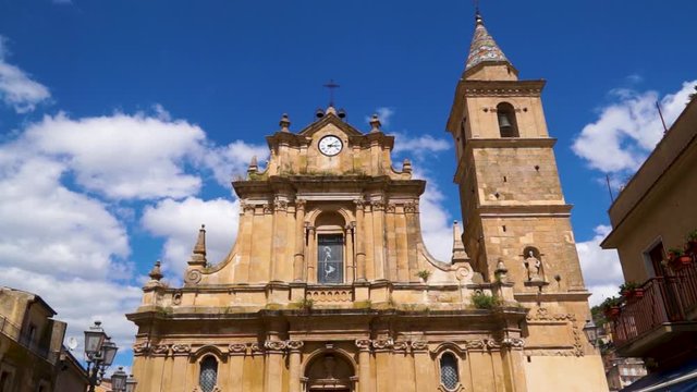 Agira, a typical Sicilian hinterland town, with its churches, the castle and the spectacular view of Mount Etna and Lake Pozzillo.