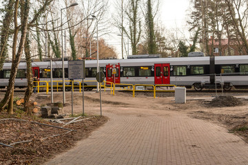 Level crossings for pedestrians
