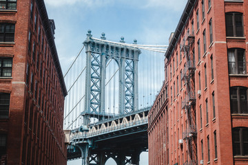 Obraz premium Widok na Manhattan Bridge z Dumbo