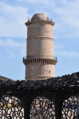 Vue sur le phare de Marseille depuis le Mucem