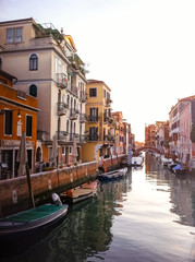 Fototapeta na wymiar Venice Canal 