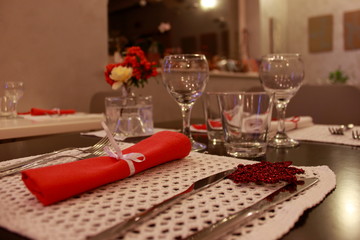 A mise en place in a modern bistrot