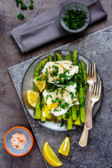 Aspargus and poached eggs