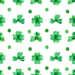 Watercolor clover seamless pattern. Wildflowers, summer theme. Clover background, green leaves print, summer background
