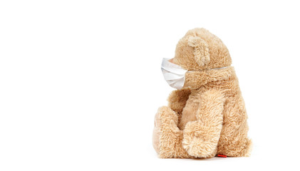 Teddybär mit Mundschutz