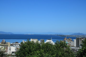 Fototapeta na wymiar 名神高速道路・大津サービスエリアからの琵琶湖風景