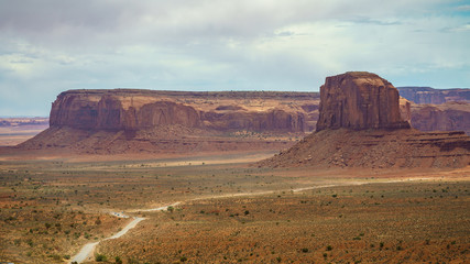 the scenic drive in the monument valley, usa