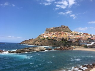 Village perch&eacute;