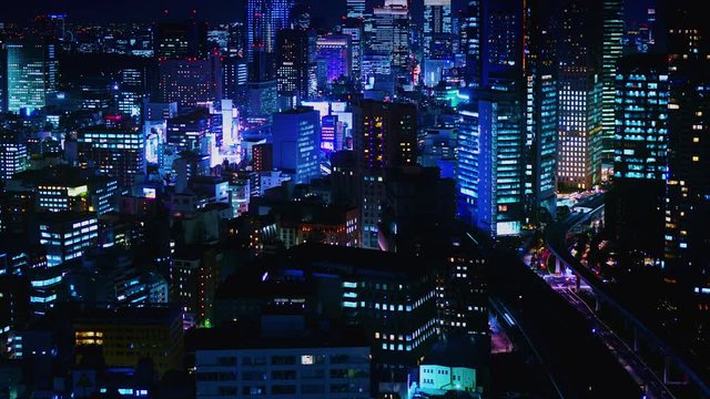 東京夜景　タイムラプス　大都会の街並みクローズアップ