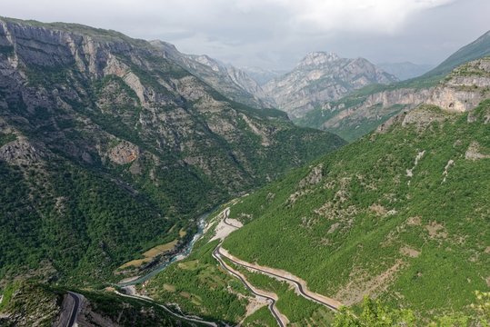 Albanien - Albanische Alpen - Fluss Cijevna