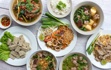 Pad Thai Mixed Selections 
