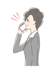 スマホで通話する女性の横顔