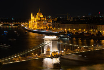 Fototapeta na wymiar night panorama of the city of Budapest in Hungary